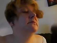 Madura con tetas enormes naturales chupa y golondrinas