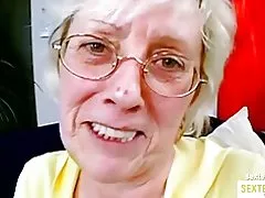 La abuela es una vieja puerca