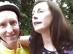 Milf inglés euro en cogida anal medias